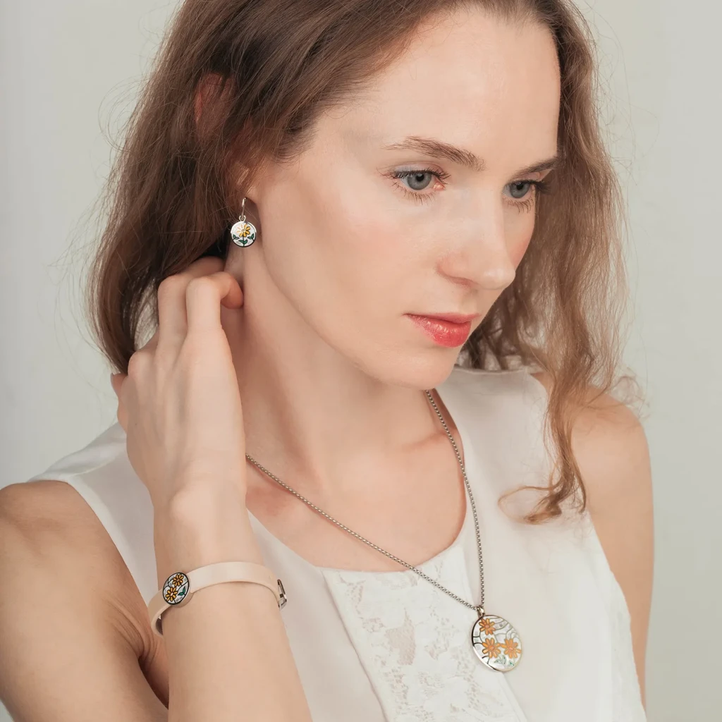 Браслет Fiora Luna на кожаном бежевом ремешке CB03790-4 S
