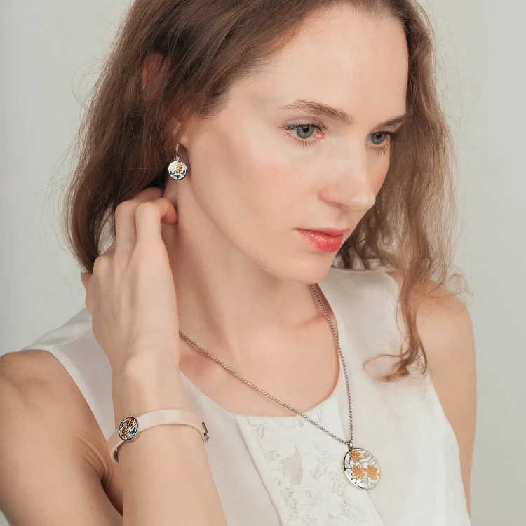 Браслет Fiora Luna на кожаном бежевом ремешке CB03790-4 S