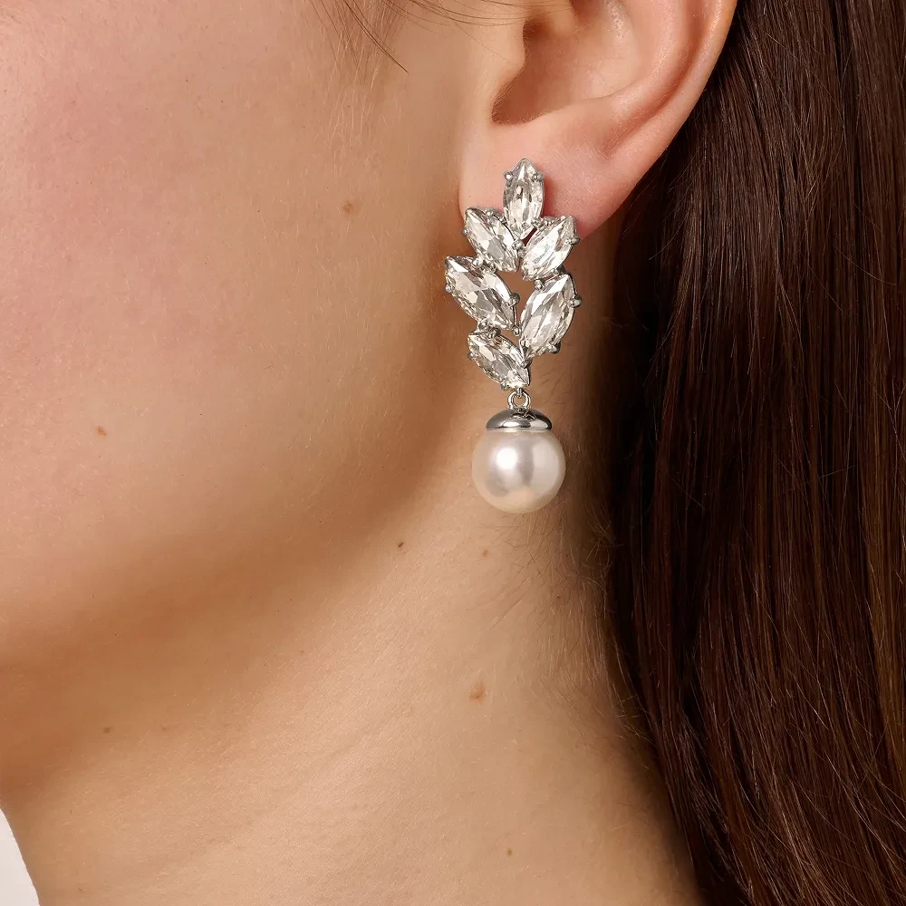 Серьги Dyrberg Kern BALETE SS CRYSTAL_WHITE PEARL 470028