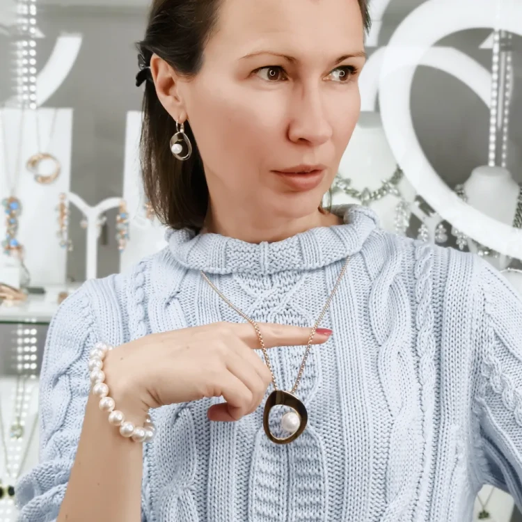 Серьги Fiore Luna WHITE PEARL ABE31545-02 G