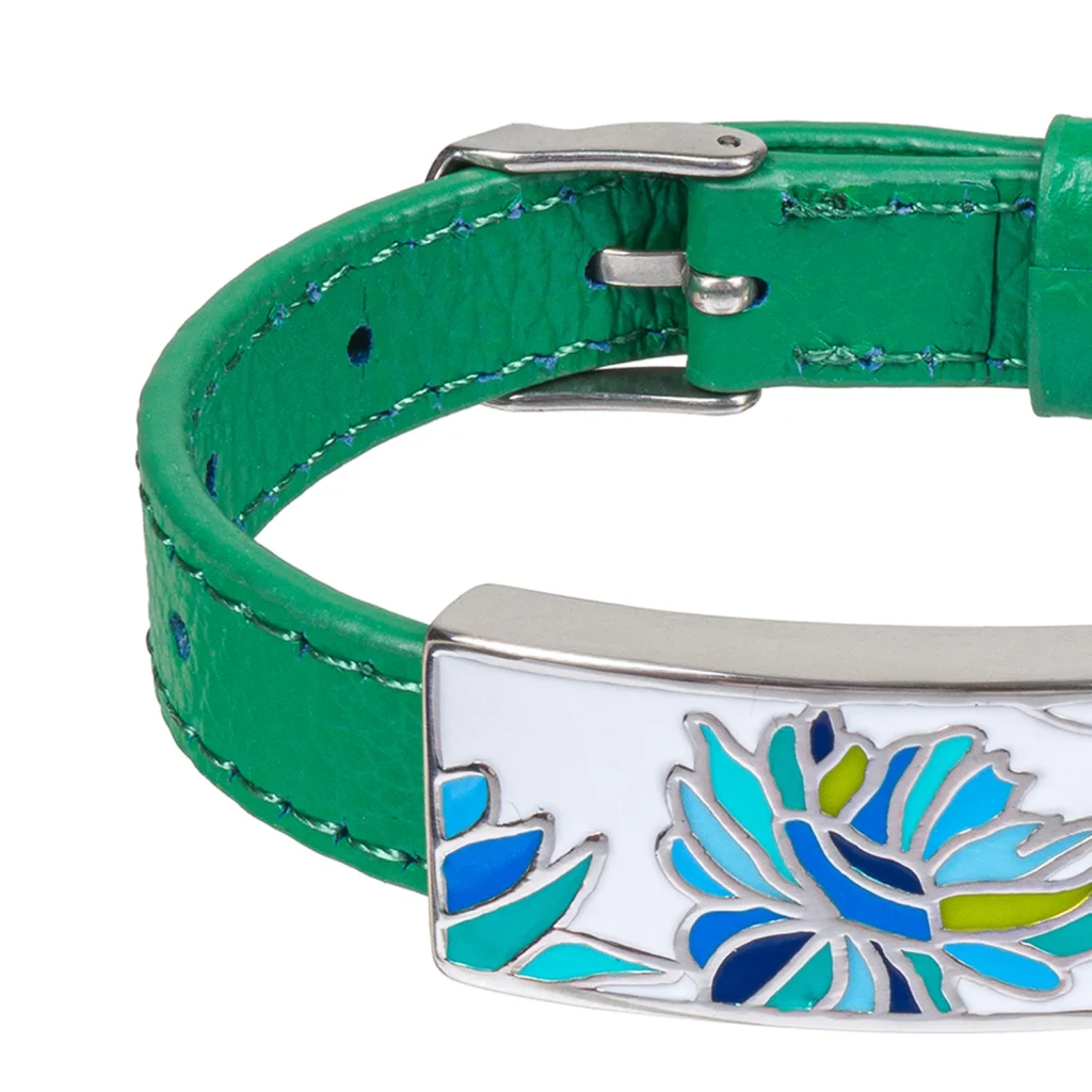 Браслет Fiore Luna на зеленом кожанном ремешке CB03599-15A