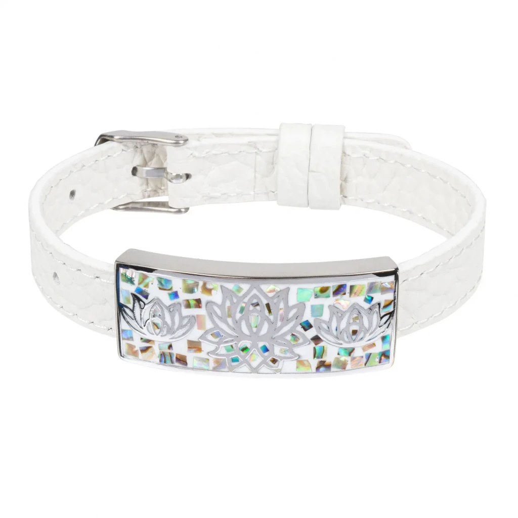 Браслет Fiore Luna на белом кожанном ремешке CB03596-11A