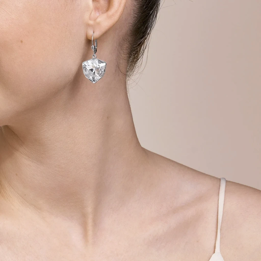Серьги Coeur de Lion Magic Crystal 5054/20-1800