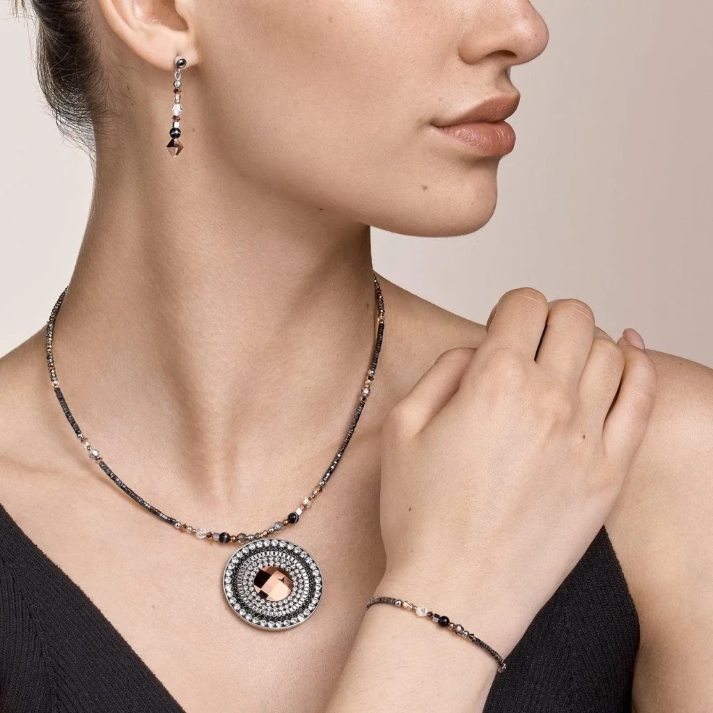Колье Coeur de Lion  Amulet Grey-Crystal 5035/10-1218