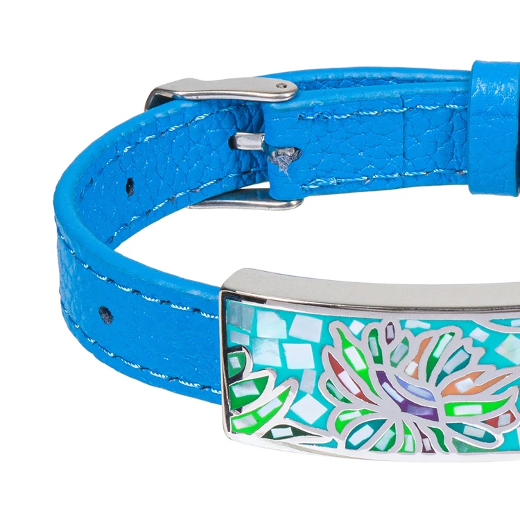 Браслет Fiore Luna на голубом кожанном ремешке CB03598-16A